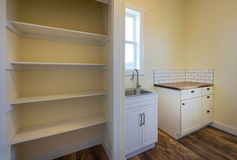 Livermore Beach House - Laundry