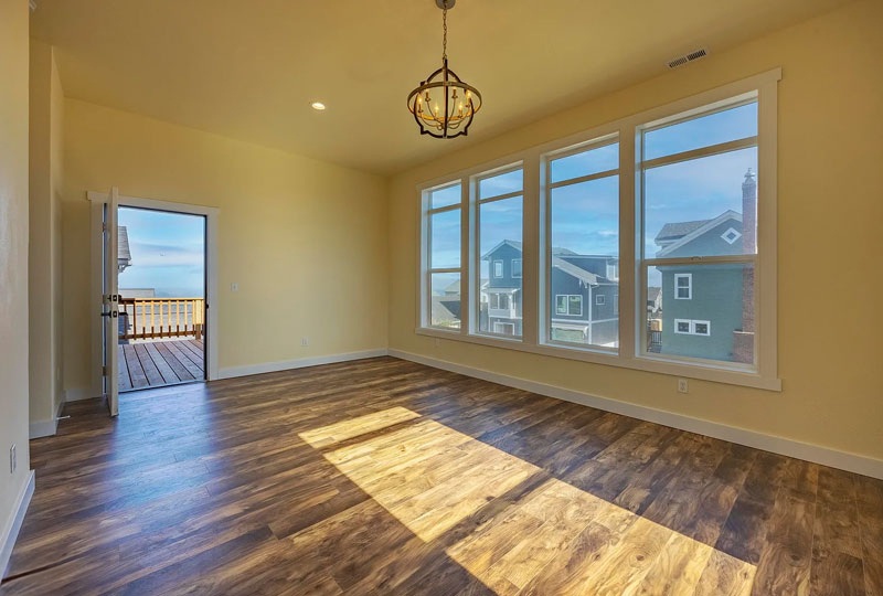 Livermore Beach House - Master Bed